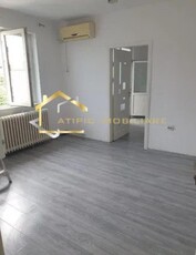 De vanzare apartament 2 camere etaj 3 in Bucsinescu