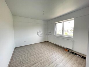 Finalizat, apartament cu 2 camere, gradina proprie 100mp, Hlincea