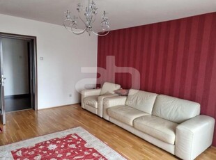 Inchiriere - Apartamente 3 camere