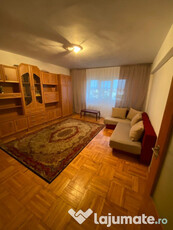 Str. Carpati apartament 2 camere dec.