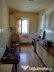 Apartament 3 camere - 2 bai - zona Calea Bucuresti