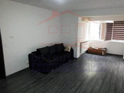 Apartament 3 camere Mitropolit Varlaam