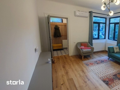 Apartament 2 camere 50 mp mobilat zona Dumbrava