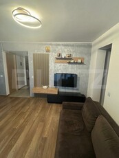 Apartament 2 camere, 52 mp, zona-Tractorul