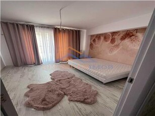 Apartament 3 camere de vanzare Titan