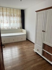 Apartament complet renovat, se vinde zugrăvit în alb