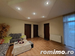 Apartament cu 3 camere, 70 mp., str. Tineretului, Floresti