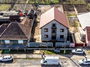 Casă nouă 6 camere semifinalizată în Sântana