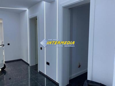 Apartament 2 camere decomandat de vanzare Alba Iulia Centru