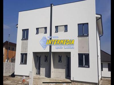 Casa noua cu 4 camere finisata la cheie in Alba Iulia cu toate utilitatile si asfalt