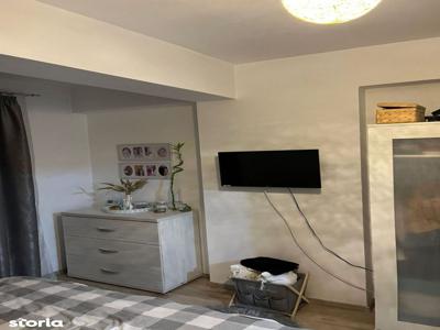 Apartament 2 camere,decomandat,finisat