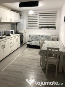 Apartament 3 camere 54 mp, balcon, Ioan Rus