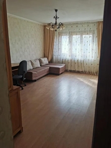 Apartament de inchiriat cu 4 camere- Zona Podu Ros