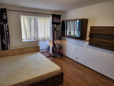 Apartament renovat, cu 2 camere, in Astra, Brasov