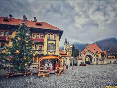 Casa traditionala, cu loc parcare, Centrul Istoric, Piata Unirii, Brasov