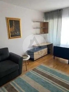 Inchiriez apartament 3 camere mobilat utilat la 3 minute Metrou bloc Magazin Bucur Obor