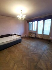 Apartament cu 4 camere in Plopilor , parcul Central, aproape de Centru