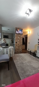 Apartament 2 camere etaj 3 mobilat utilat zona Centrala