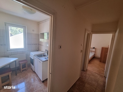 Apartament 4 camere cu 82mp curte - bd. Unirii