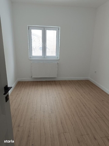 Apartament 2 camere etaj 4 cu pod