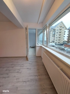 Apartament 2 camere, pret redus, langa metrou