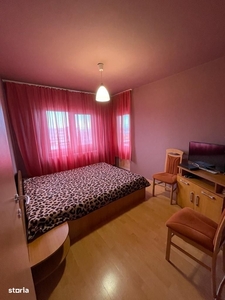 Apartament 3 camere, decomandat, zona Gării