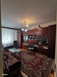 Apartament 4 camere- zona centrală