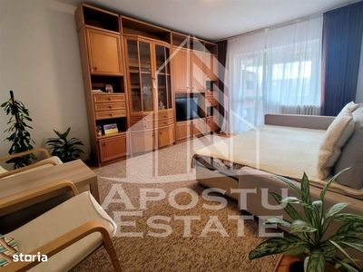 Apartament decomandat cu o camera, zona Complexului Studentesc