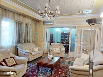 Apartament la casa cu teren, central, de vanzare, Oradea, Bihor, V3294