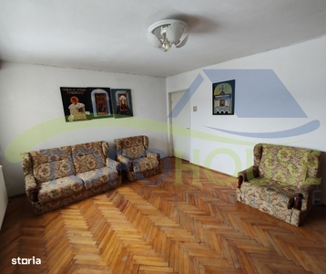 Casa de vânzare, în zona Ioșia, teren 522 mp