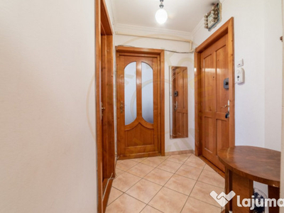 Apartament ultracentral cu 3 camere