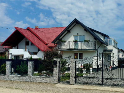 Casa complet mobilata si utilata Radauti, Suceava, central