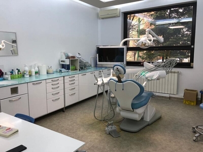 Inchiriere Bucuresti inchiriere Clinica dentara
parter vila spatiu comercial, birouri