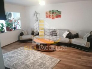 Apartament 3 camere zona Stejari