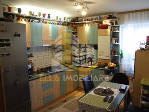 Apartament 4 camere Stadion