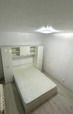 De vanzare apartament cu 2 camere semidecomandat, zona Capat 1