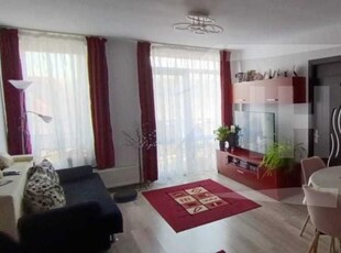 Apartament 3 camere, parcare, zona Regal