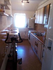 Apartament cu 1 camere de vanzare, in Floresti