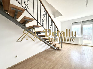 Apartament cu 4 camere si scara interioara