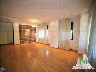 Apartament de vanzare in zona Arcului de Triumf, parcare/boxa inclusa