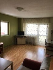 Apartament decomandat cu 2 camere, etaj intermediar, in zona Spital Judetean, Brasov