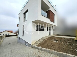 Casa cu 4 camere | 145,6mp utili | Priveliste | Buna Ziua | Zona Lidl