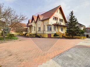 Proprietate speciala 15 camere vanzare in Bucuresti, Alexandriei