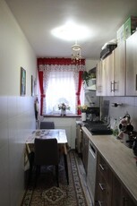 Spatiu si confort apartament cu 3 camere decomandat in zona Florilor