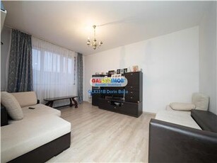 Vanzare apartament 4 camere TITAN METROU 1 Decembrie 1918