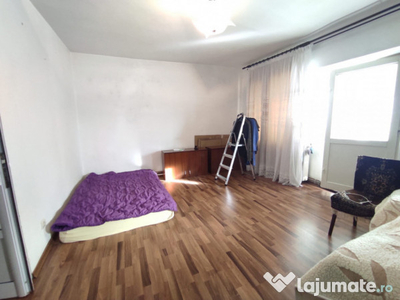 Apartament 1 camere, decomandat, 41 mp Nicolina,