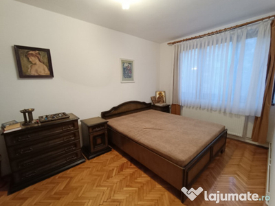 Apartament 2 camere, Gherla, Central, str. Avram Iancu