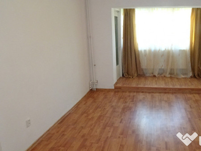 Apartament 2 camere in Deva, intrari separate, zona Zamfirescu, parter