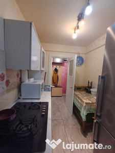 Apartament 3 camere - etaj 3 - bloc fără risc - Carrefour