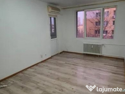 Apartament 3 camere Titan - Trazpezului